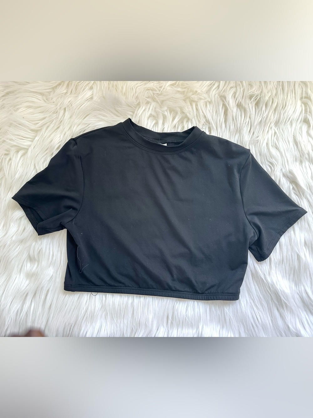 VS PINK BLACK CROP